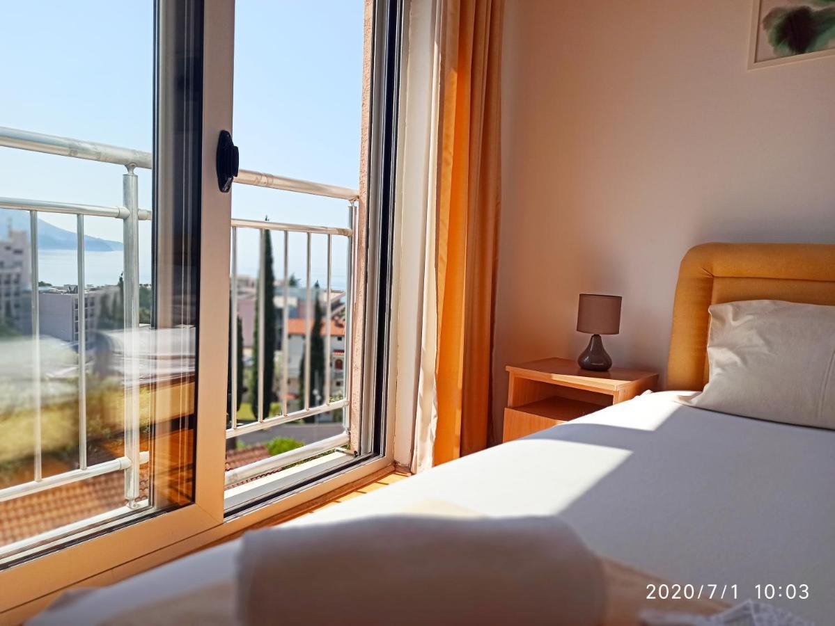 Apartments Mitende Budva Bagian luar foto