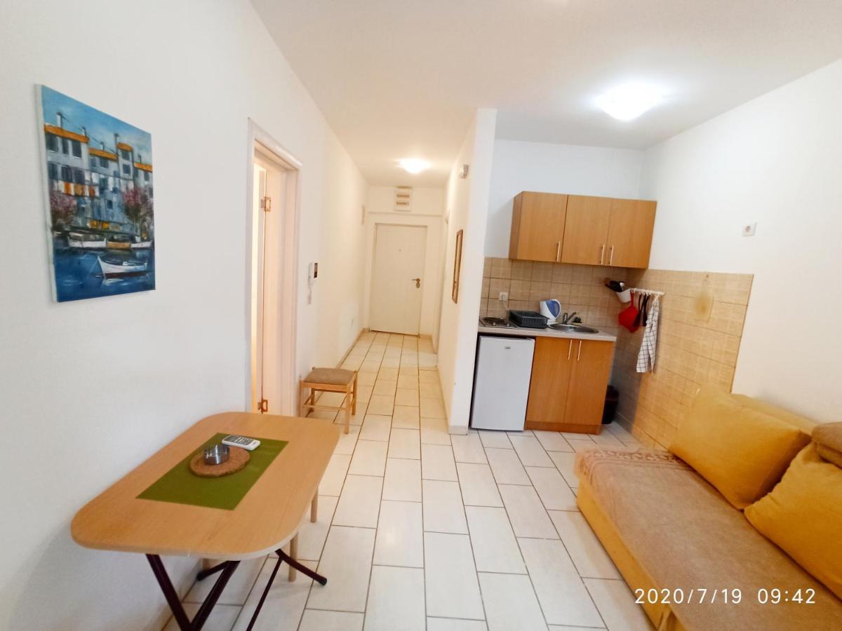 Apartments Mitende Budva Bagian luar foto
