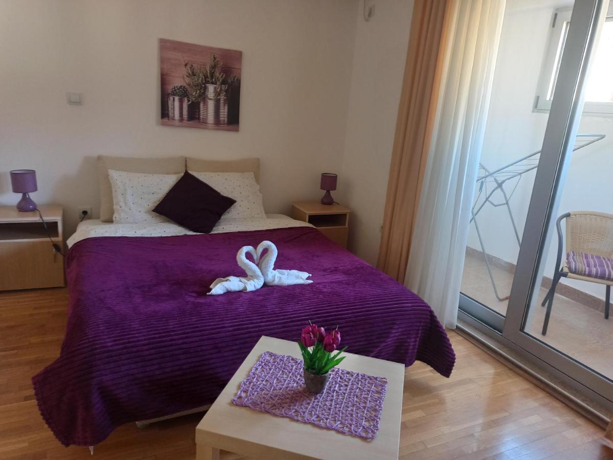 Apartments Mitende Budva Bagian luar foto