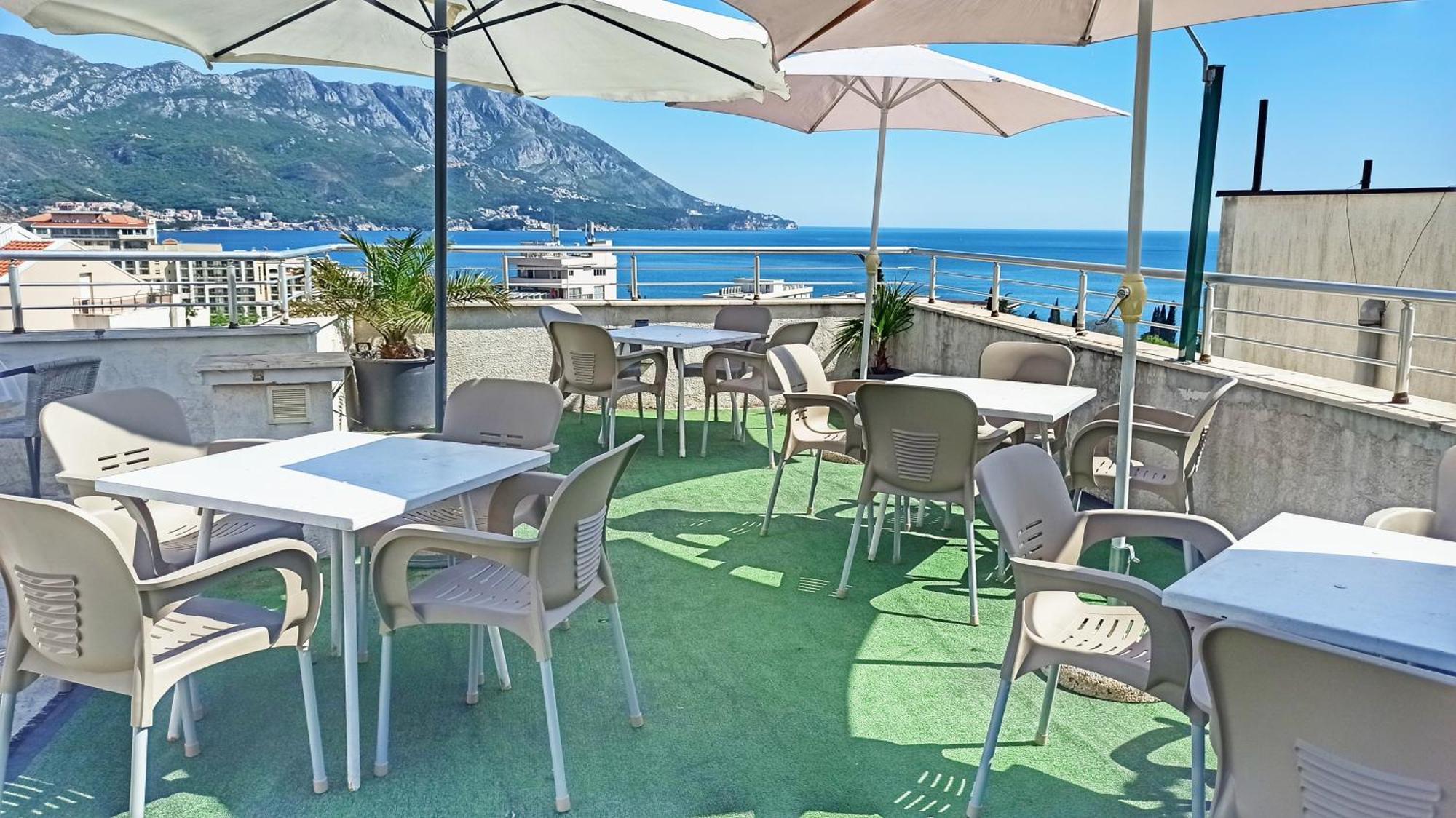 Apartments Mitende Budva Bagian luar foto
