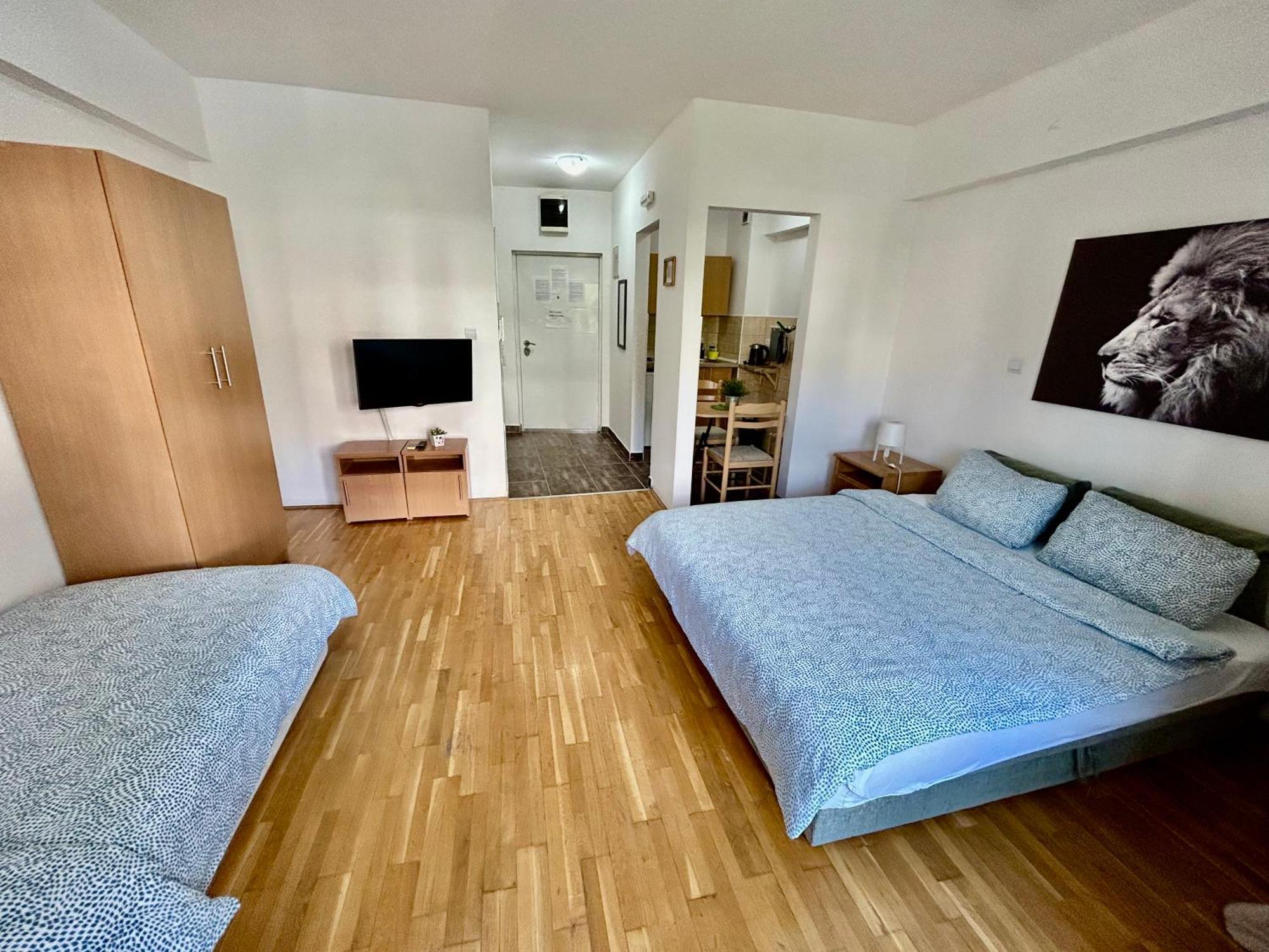 Apartments Mitende Budva Bagian luar foto