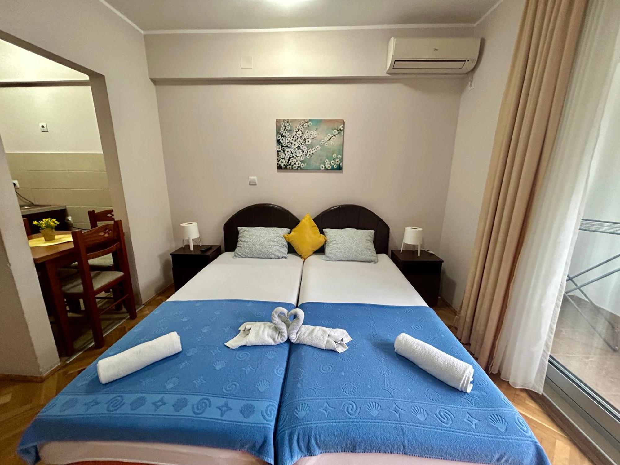 Apartments Mitende Budva Bagian luar foto